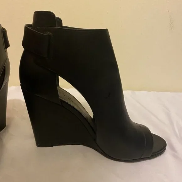 Vince Katia Black Women's Wedge Pump Heels Shoes Leather - Picture 4 of 8